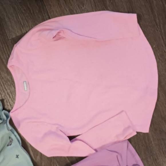 5/$20  3t zip up sweater with hood, short sleeve and a long sleeve shirt - Picture 4 of 7